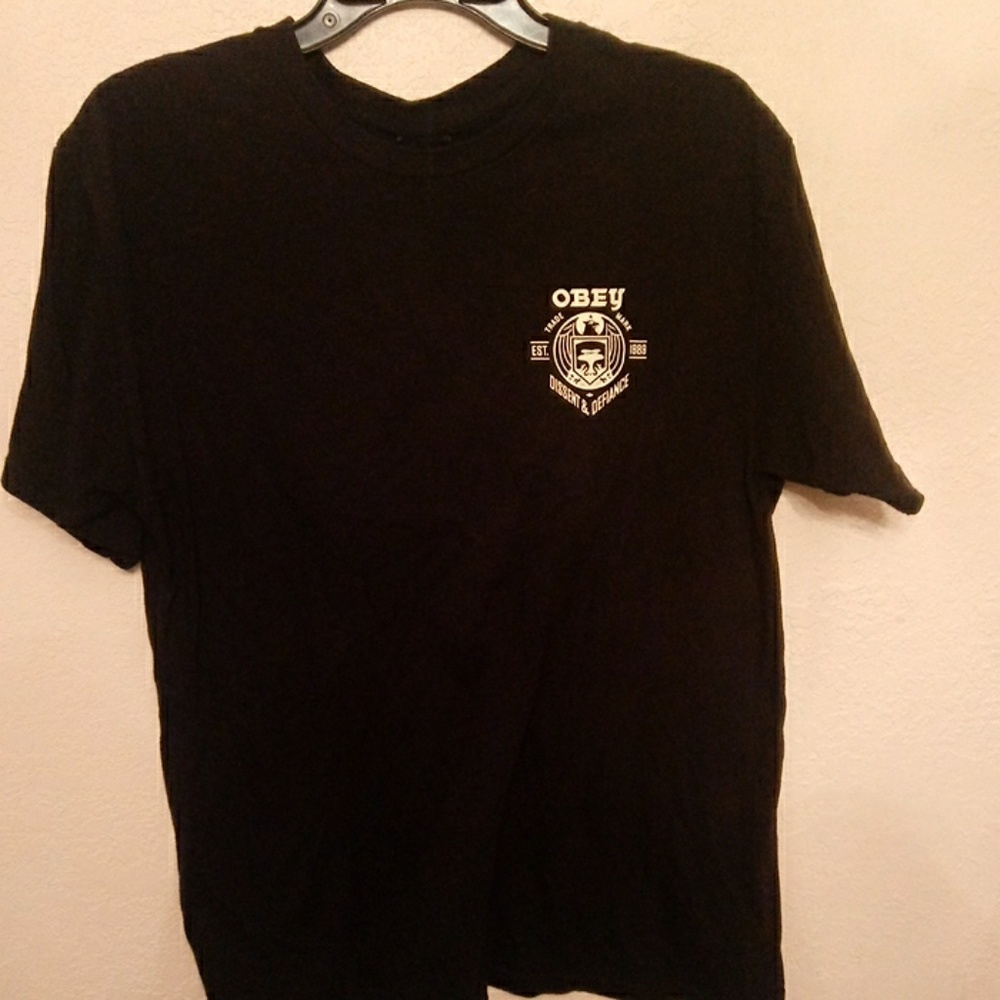Obey shirt